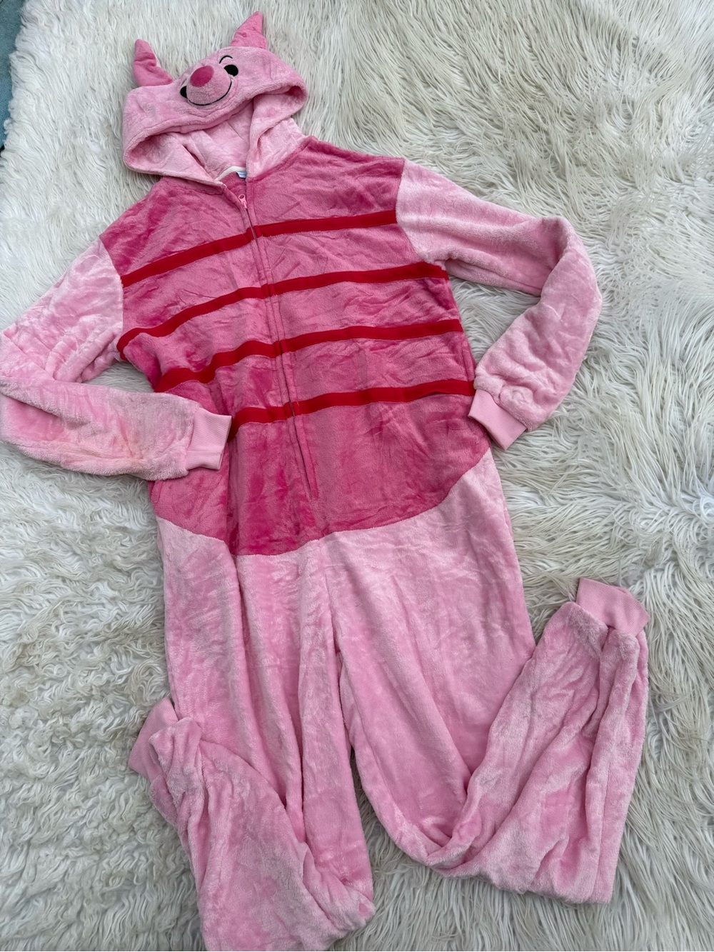 Women’s piglet costume (A4)